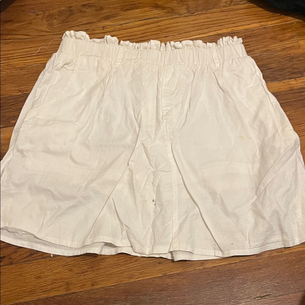 Women's White Skirt